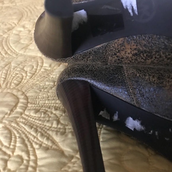 Michael Kors distressed leather booties 8 1/2. - Picture 6 of 7